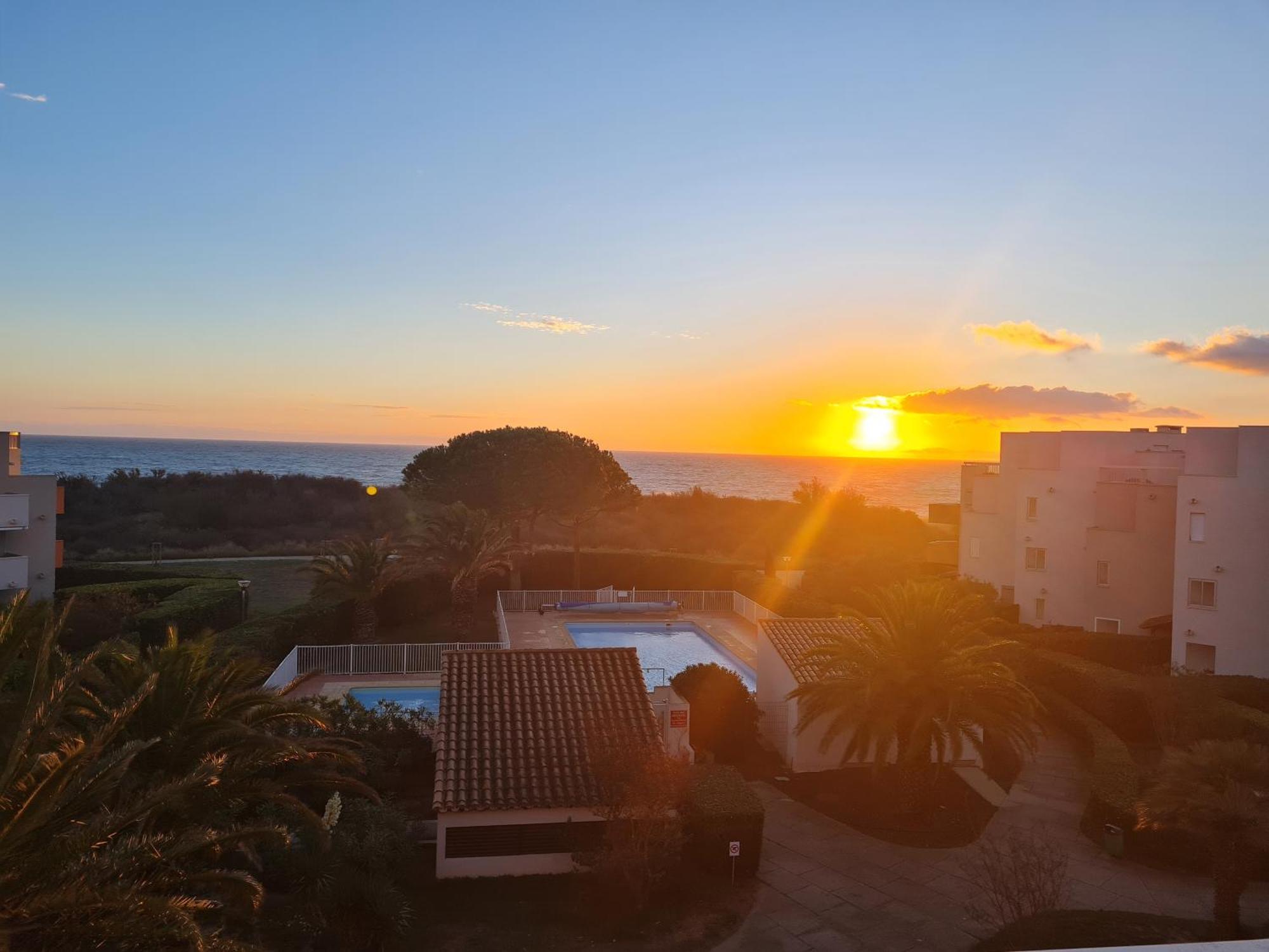 Magnifique Vue Mer Pour Ce T2 Avec Piscine Saint-Cyprien  Extérieur photo